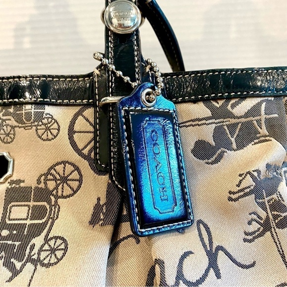 Iconic & Timeless Coach Large Purse / Tote with Classic Stagecoach print - Picture 3 of 11